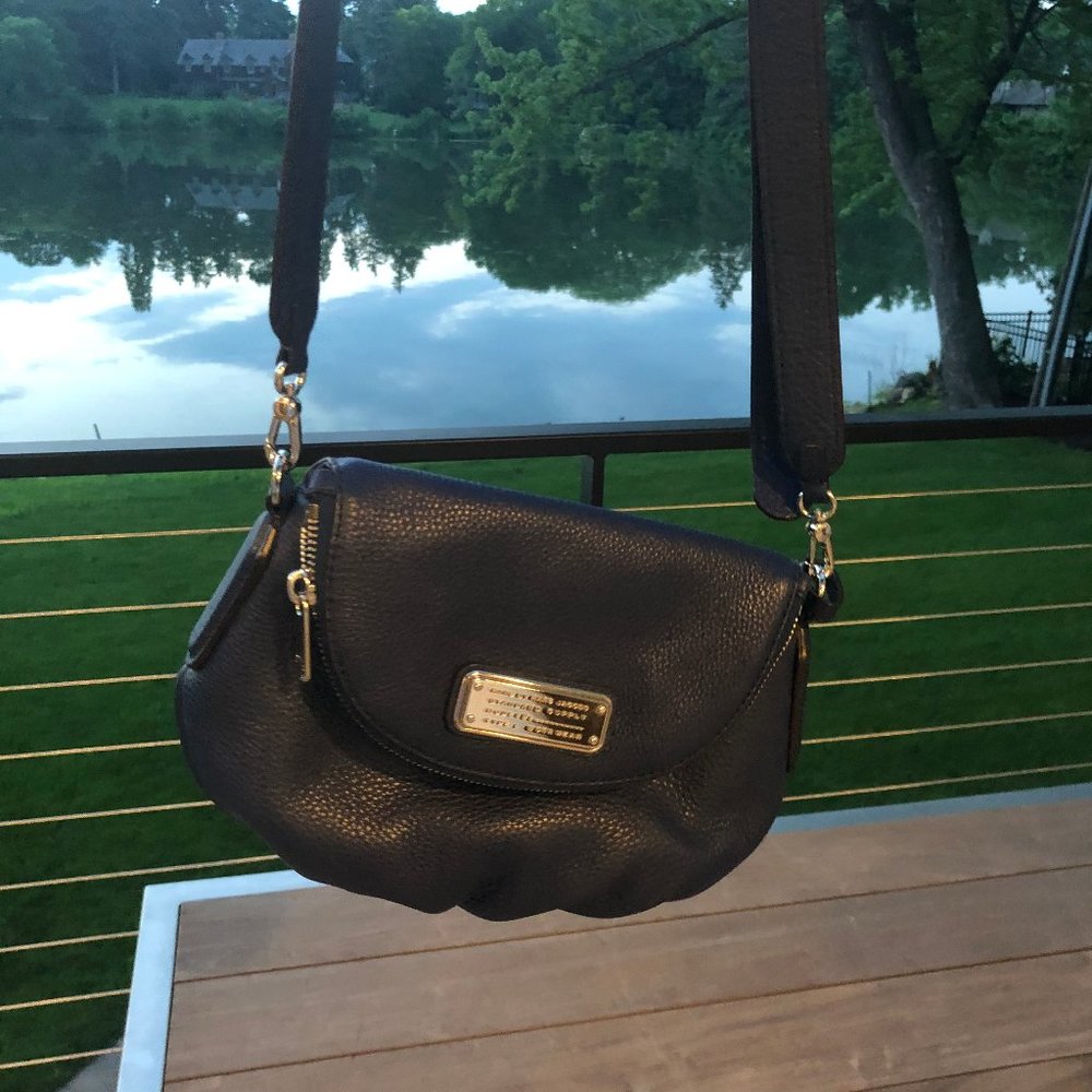 Marc Jacobs Classic Q Navy Blue Leather Crossbody